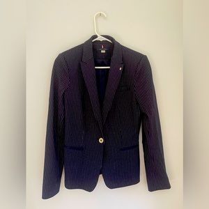 Tommy Hilfiger navy pinstripe blazer, size 6.
